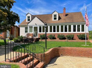 9 Elliott Rd, Annapolis, MD 21403