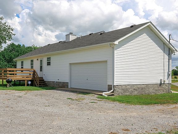 5th image of 104 Peyton Dr