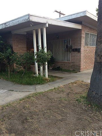 1st image of 14914 Sylvan St