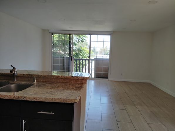 18640 Collins St APT 201