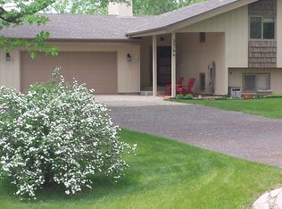 3744 E Princeton Ave, Bismarck, ND 58504