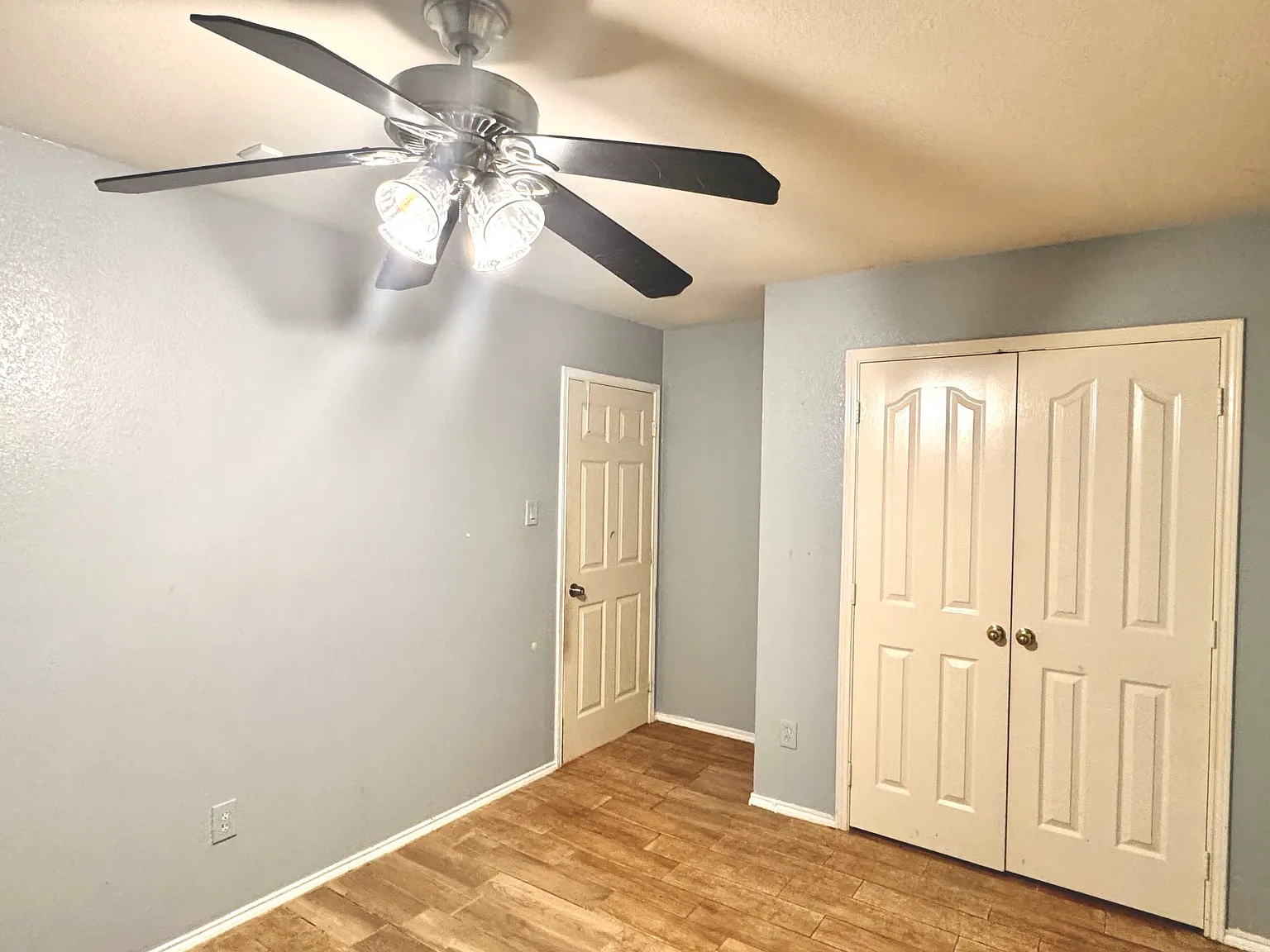 3 bed, 1734 sqft, $2,700 — Photo 1