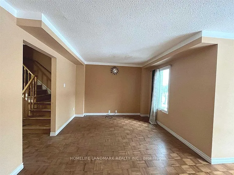 26 Joanna Cres — Photo 6