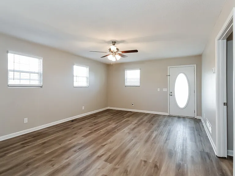 1146 Little Vine Church Rd — Photo 5