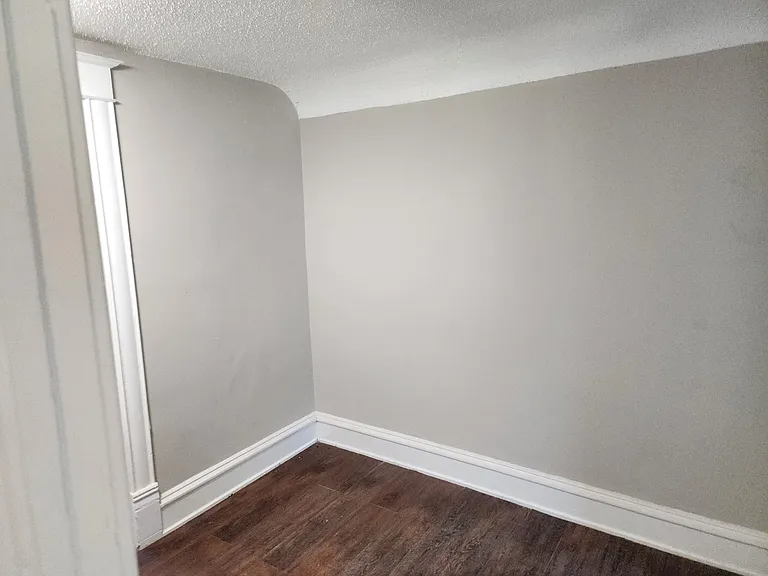 2550 Madison St NE — Photo 19