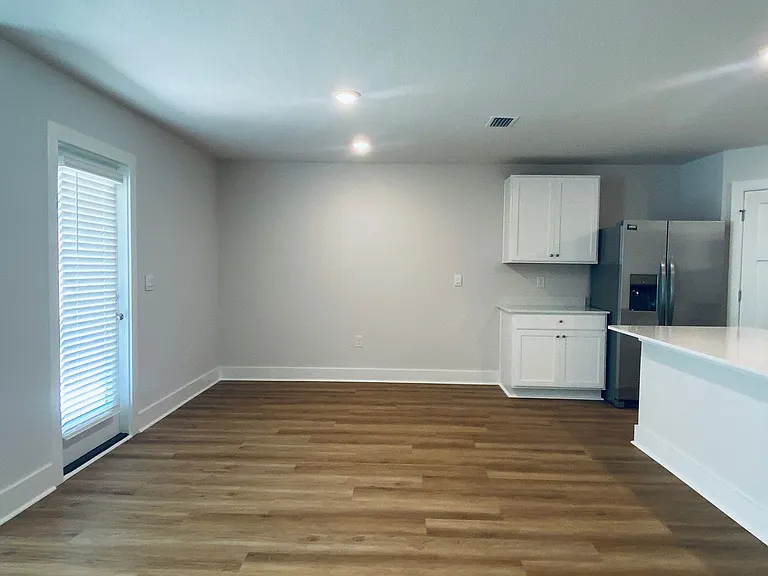 3021 Serviceberry Rd — Photo 4