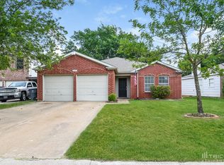 7117 Canyon Ridge Dr, Dallas, TX 75227