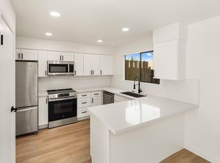 19211 15th Ave NW #3, Seattle, WA 98177