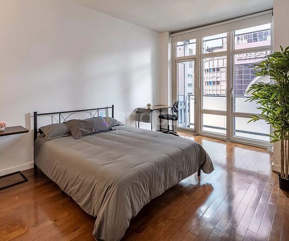 1st image of 1600 Broadway #711