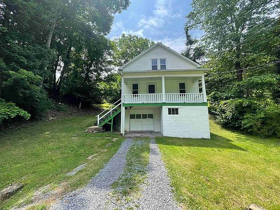2nd image of 682 E Grafton Rd