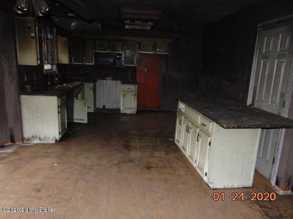 4th image of 572 Zinnia Way