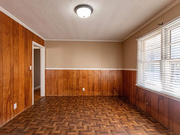 4th image of 49 Foxhall Rd