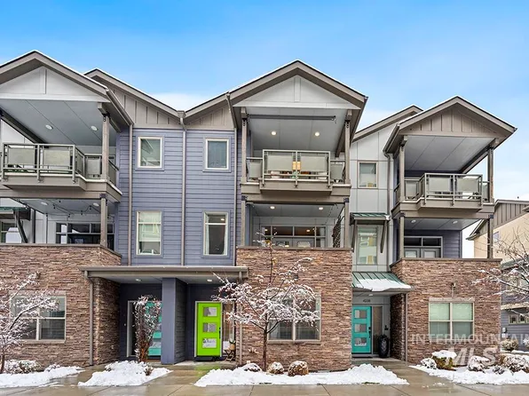 4244 N Freeride Ln, Garden City, ID 83714