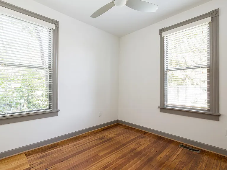 1803 Boston Ave — Photo 9