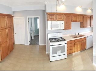 101 Rosemont Ave FLOOR 2, Pawtucket, RI 02861