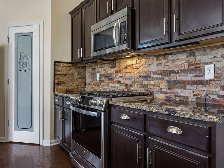 42 Kilverstone Way — Photo 12