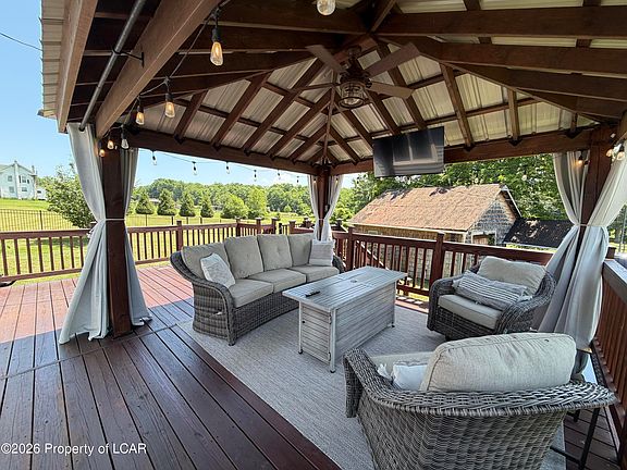 4th image of 377 Pond Hill Mountain Rd