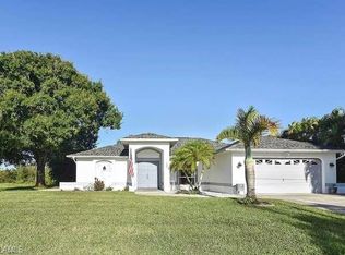 120 SE 2nd Ave, Cape Coral, FL 33990