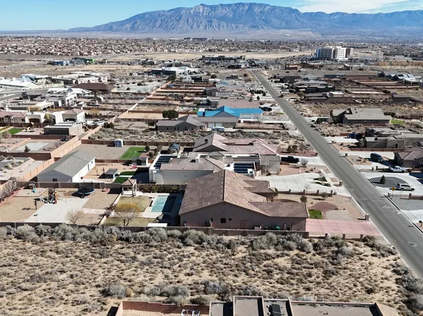 1605 21st Ave SE, Rio Rancho, NM 87124