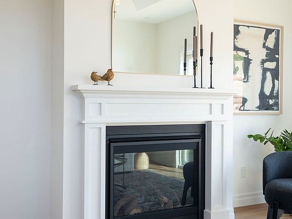 3rd image of 175 Pomeroy Ave