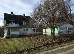 401 1st St, Dunbar, PA 15431