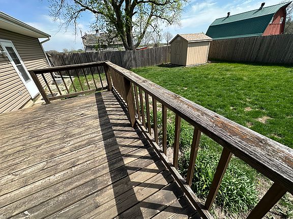 2nd image of 714 Garden Rd