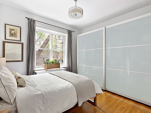 5th image of 125 W 12th St APT 1F