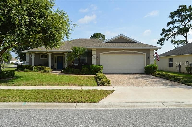1st image of 4028 Rolling Hill Dr