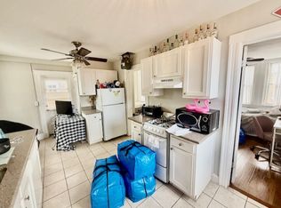 213 Hanover St STE 1, Boston, MA 02113