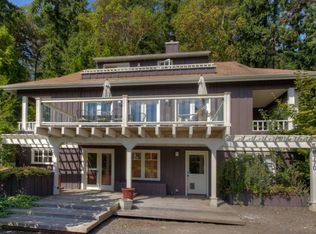 8770 NE Odd Fellows Rd, Bainbridge Island, WA 98110