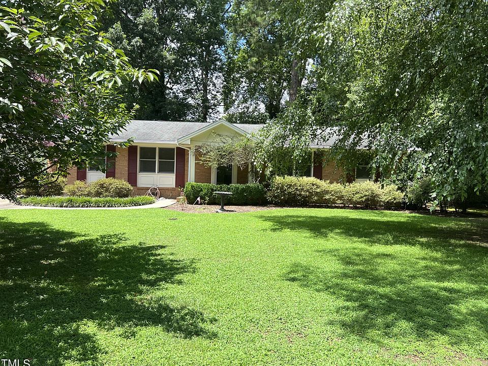 1st image of 4604 Winterlochen Rd
