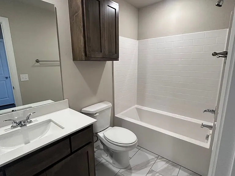 3708 S East 81st St — Photo 5