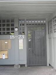 1st image of 19 Greenwood Bay Dr