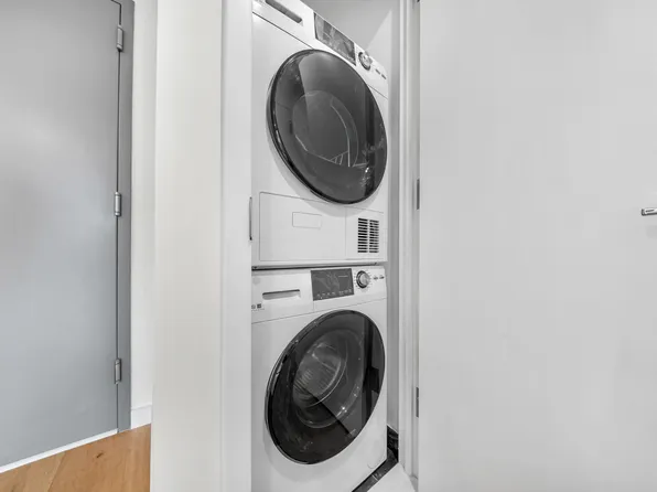 30-24 32nd Street image 10 of 11