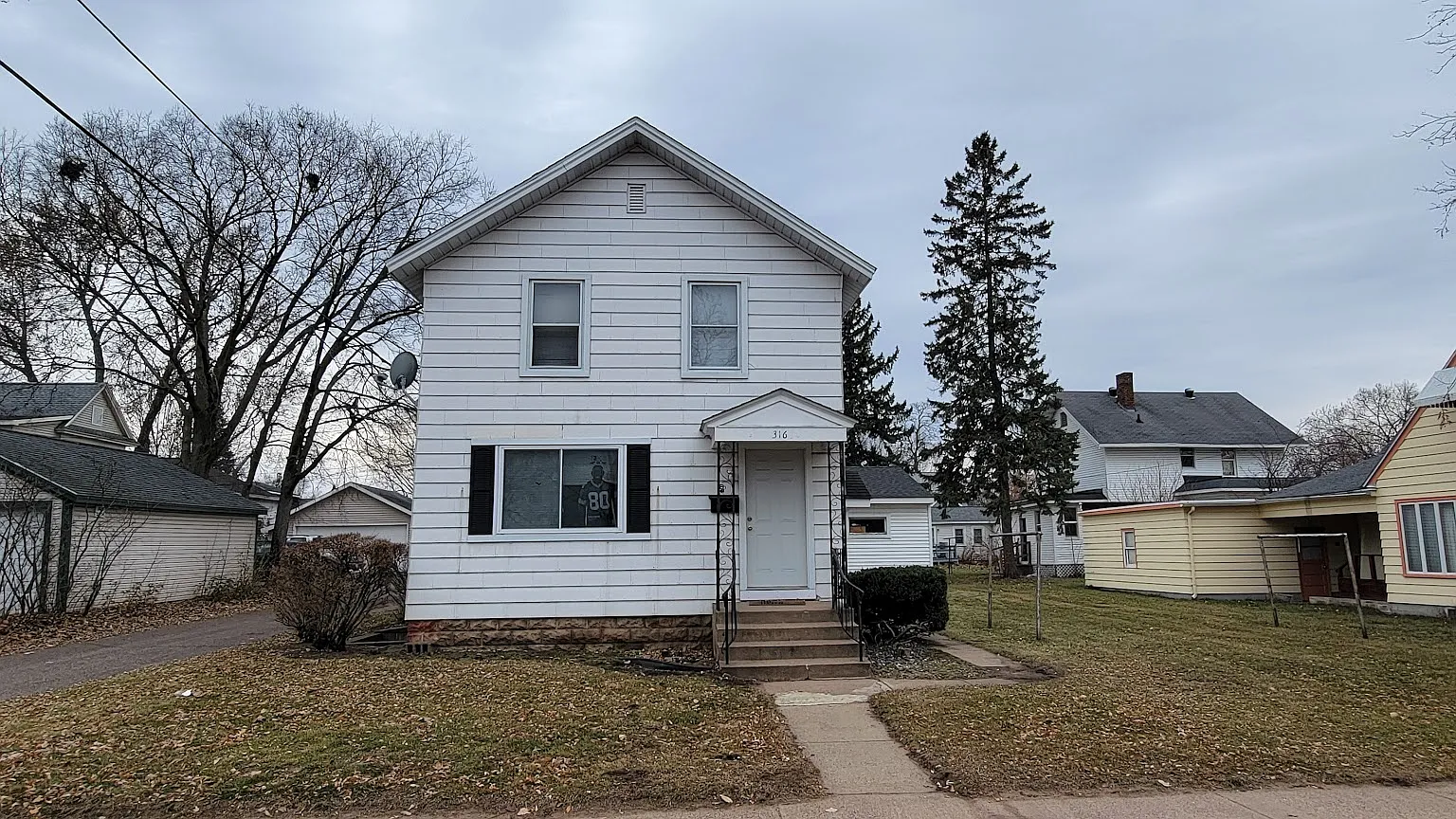 3 bed, 1168 sqft, $1,500 — Photo 1
