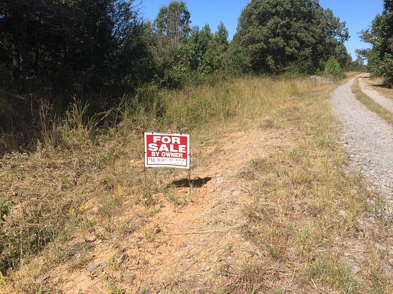 2nd image of 150 Baugh Rd