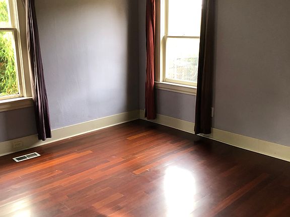 Upstairs bedroom