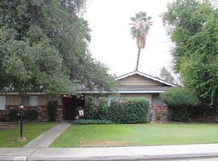 1027 Loch Lomond Dr, Bakersfield, CA 93304