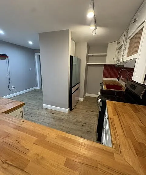 213 N Kent St — Photo 20