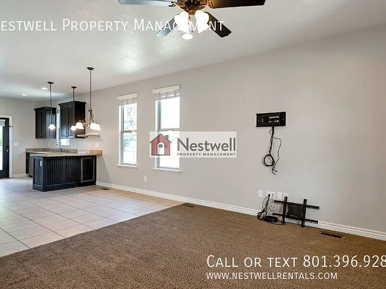 4631 W Vermillion Dr — Photo 9