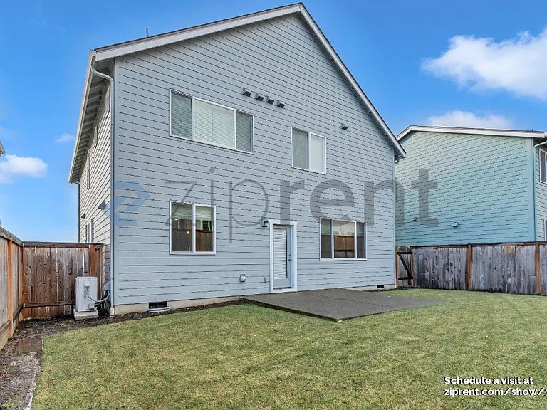 6460 N 89th Ave — Photo 3