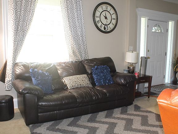 5th image of 2408 Quatman Ave