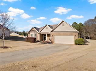 215 Marehaven Ct, Piedmont, SC 29673