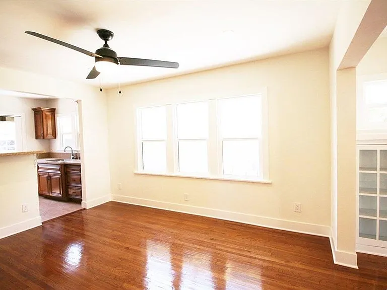 856 W Colorado Blvd — Photo 28