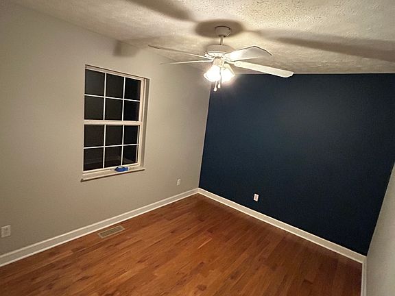 2nd image of 507 Sunshadow Ct