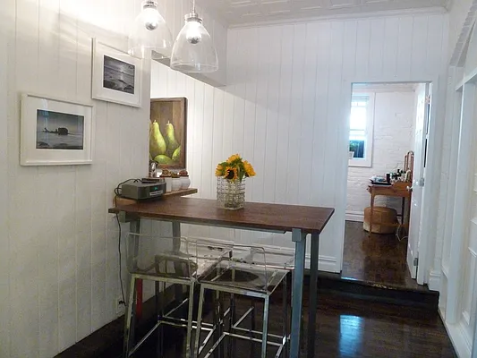 Rented by Roberta Russell, LREB | media 24