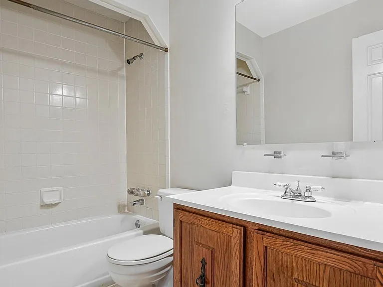 2852 Yarn Ct — Photo 22