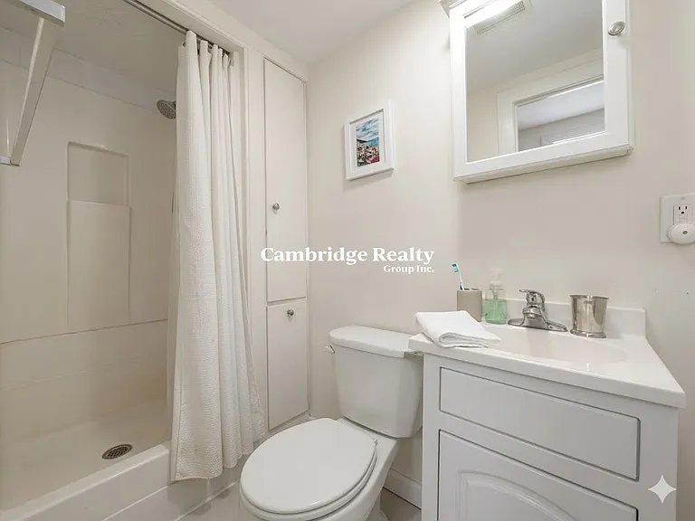9 Medford St #1T — Photo 14