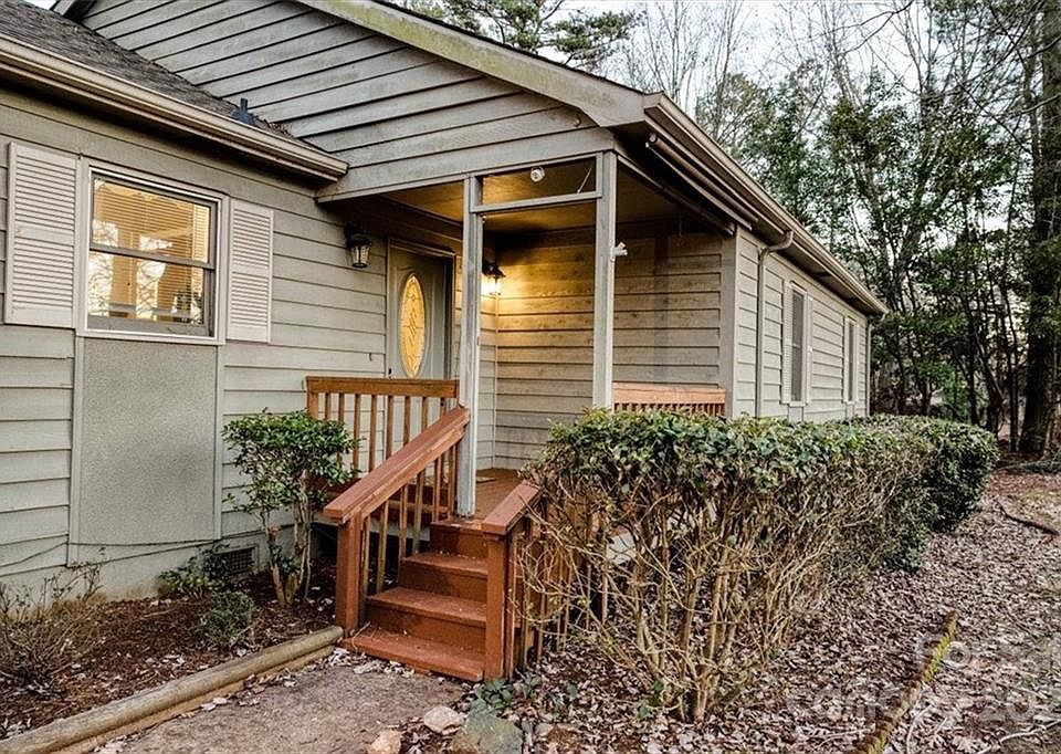 1215 Molokai Dr, Tega Cay, SC 29708 Zillow