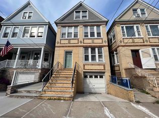 15 W 28th St, Bayonne, NJ 07002